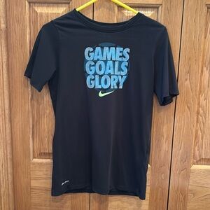Nike DRI-FIT Boys XL T-Shirt Black Like New SWOOSH Games Goals Glory